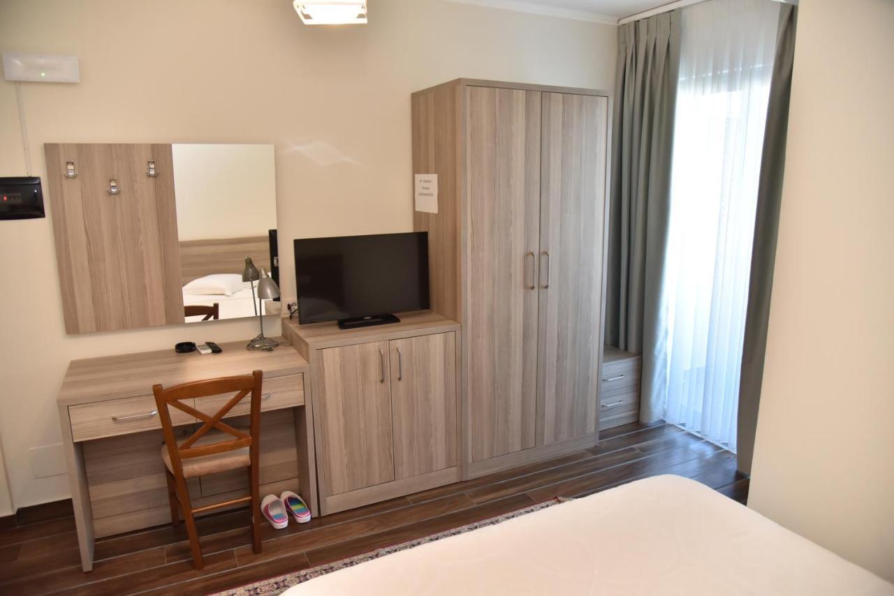 Hotel Imperiale Dıraç Dış mekan fotoğraf